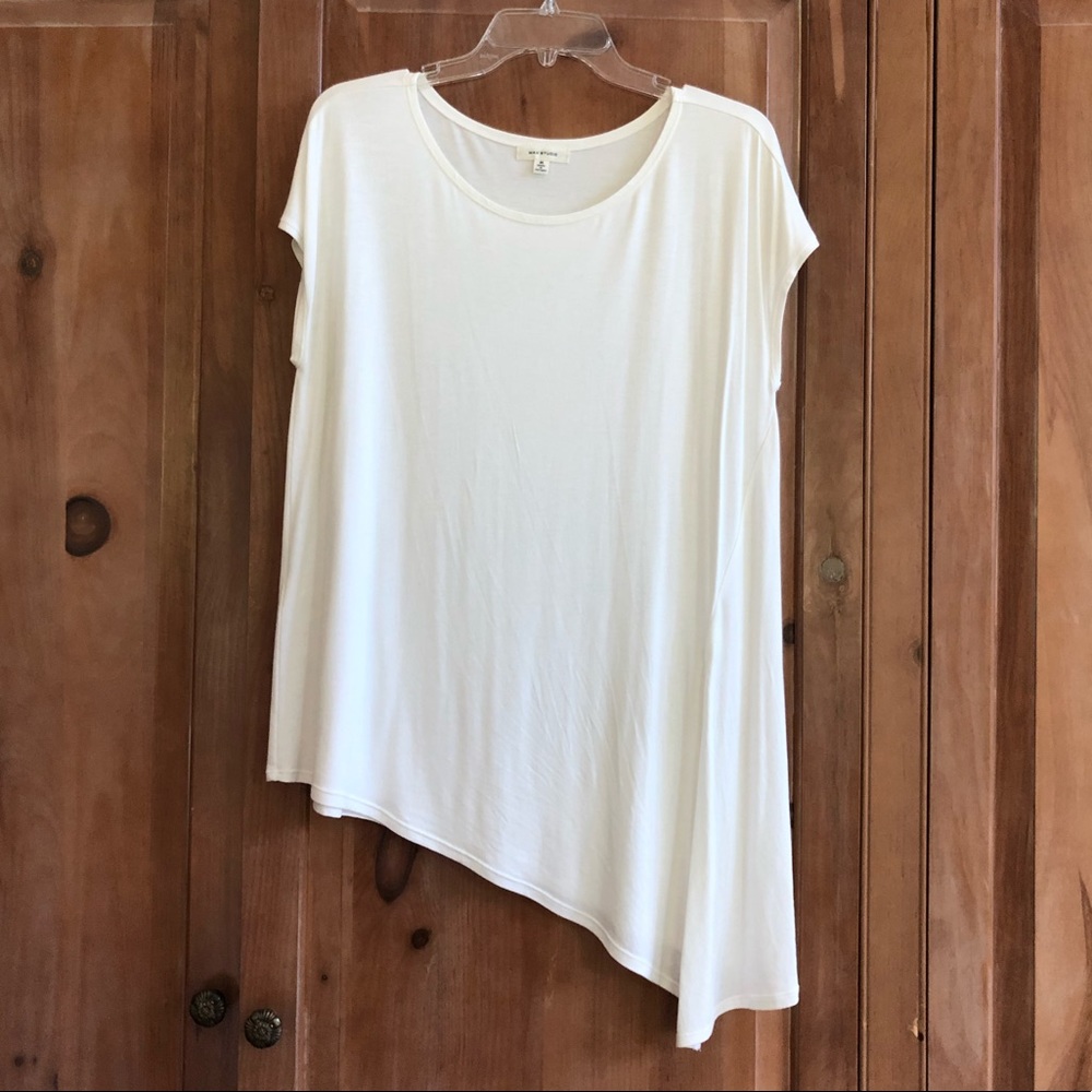 Drapey, biased cut T-shirt with tie